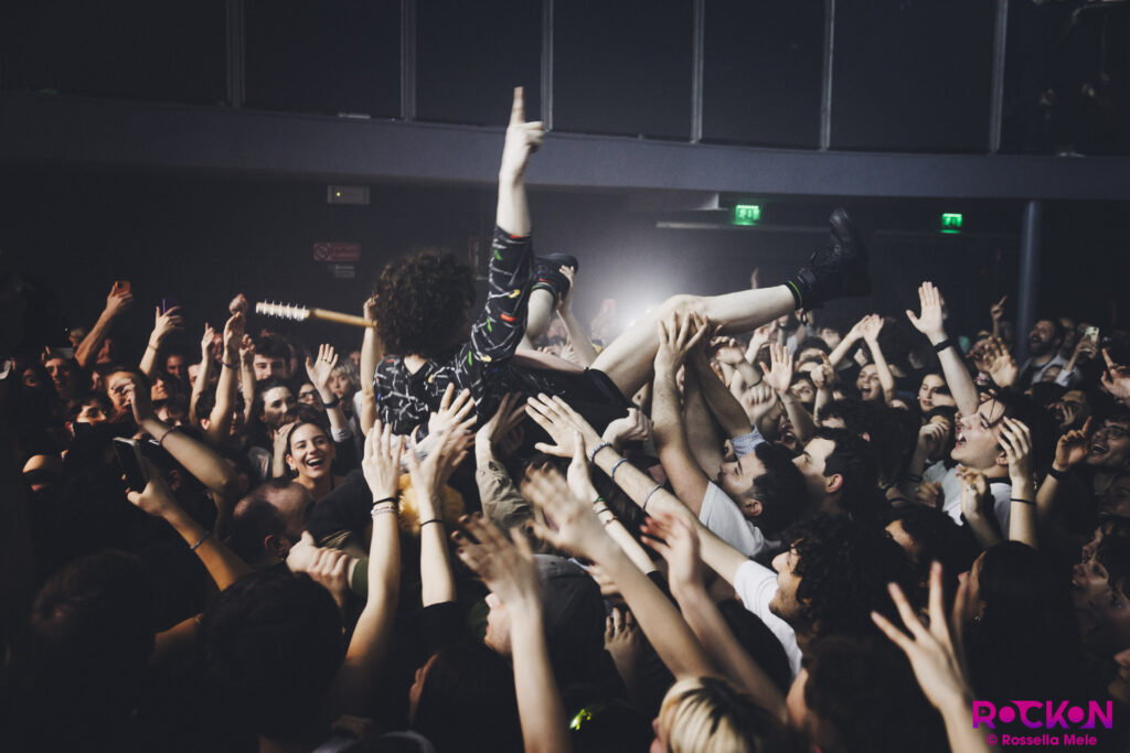 Stage diving di Stefano Poletti ai Magazzini Generali