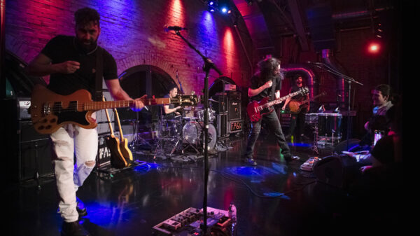 Fast Animals And Slow Kids in concerto al Maschinenhaus di Berlino foto di Pier Paolo Campo per www.rockon.it