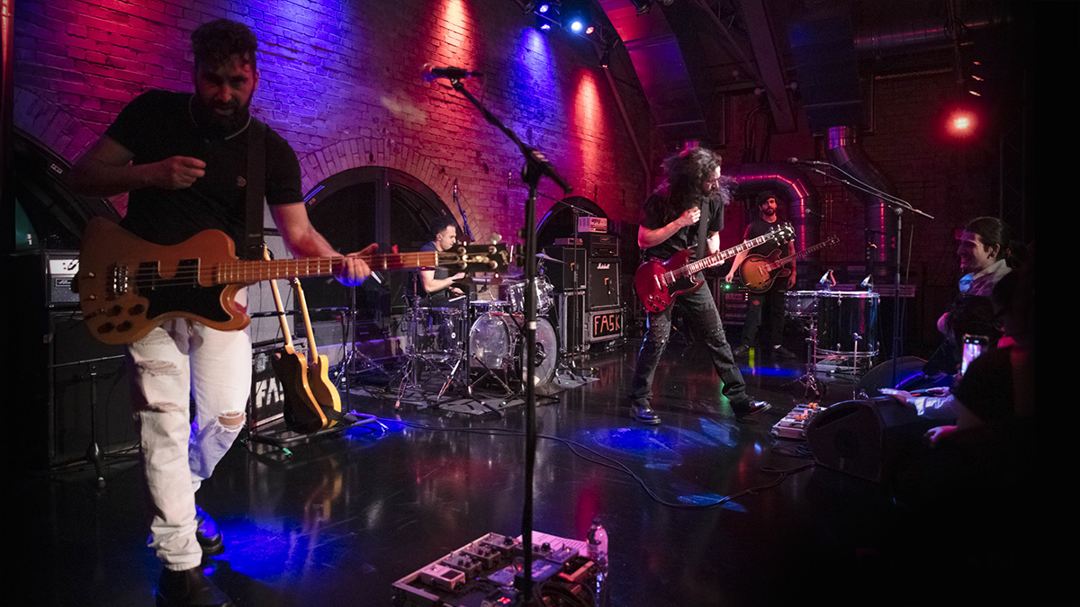 Fast Animals And Slow Kids in concerto al Maschinenhaus di Berlino foto di Pier Paolo Campo per www.rockon.it