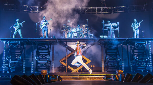 Pinguini Tattici Nucleari in concerto all'Inalpi Arena di Torino foto di Luca Moschini per www.rockon.it