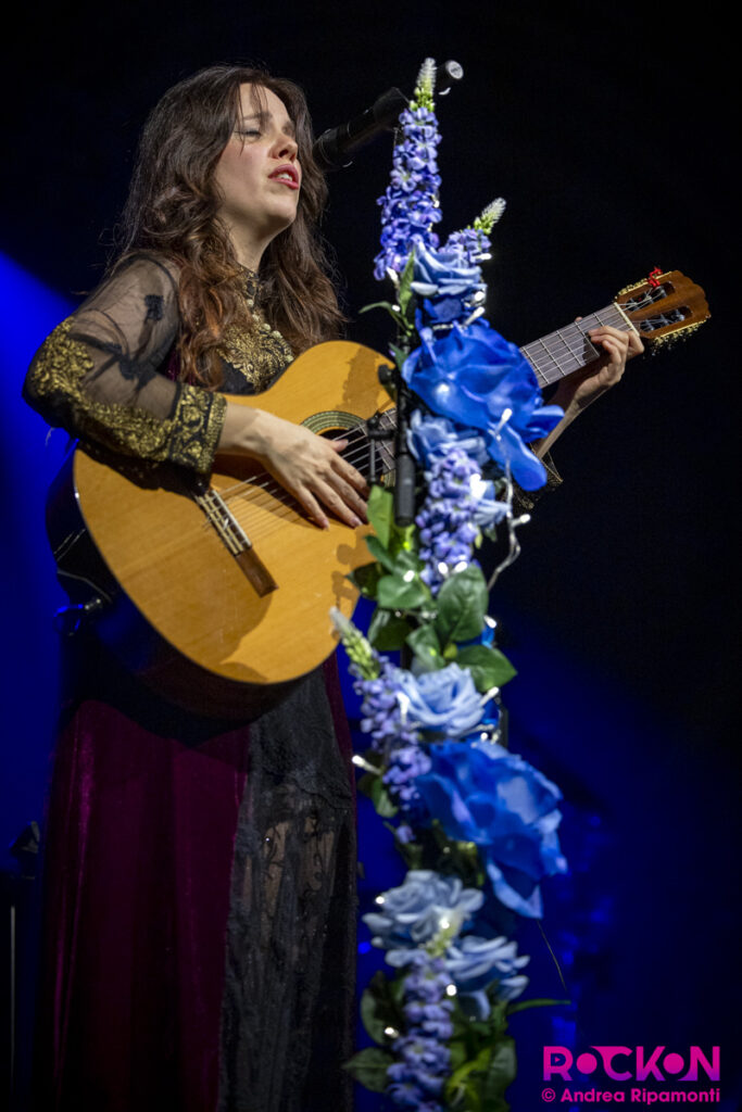 Lau Noah in concerto all'Alcatraz di Milano (foto di Andrea Ripamonti)
