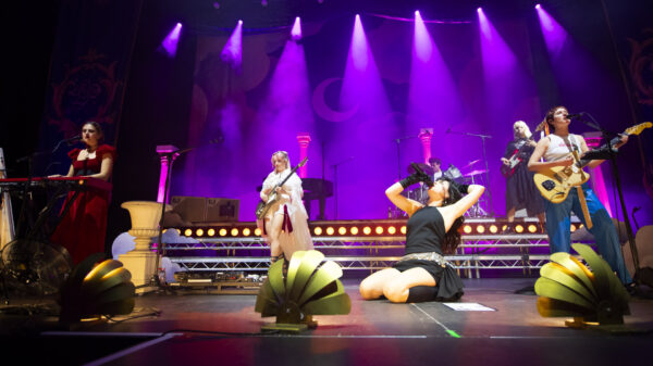 Last Dinner Party in concerto alla Uber Eats Music Hall di Berlino