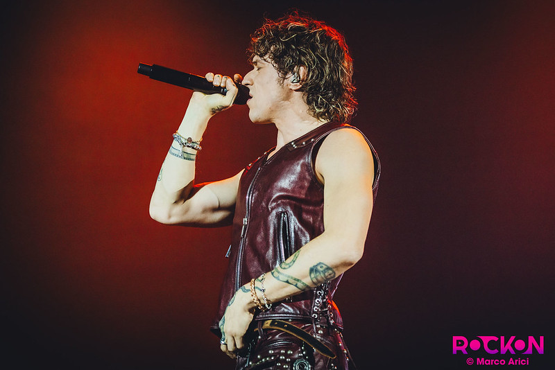 Irama in concerto all'Unipol Forum di Milano