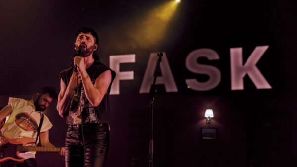 Fast Animals and Slow Kids