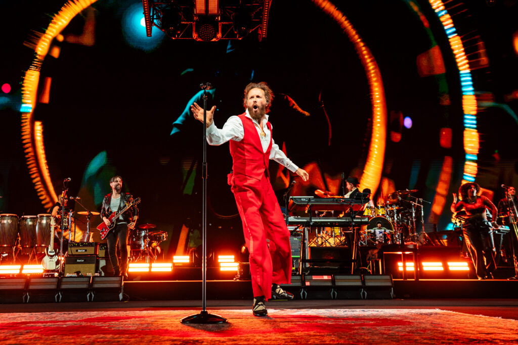 Jovanotti in concerto a Pesaro, foto credits Michele Maikid Lugaresi