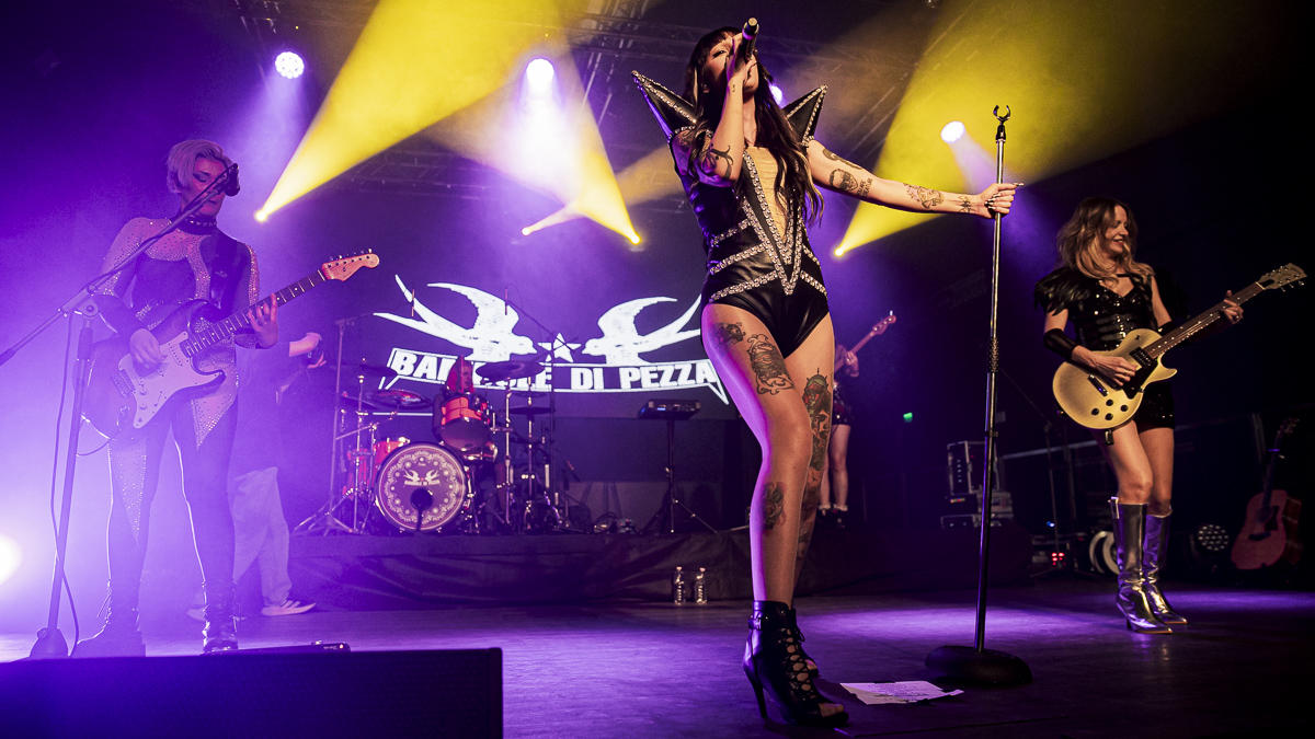 Bambole Di Pezza in concerto Magazzini Generali Milano Aprile 2025