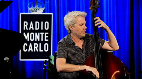 Kyle Eastwood in concerto al Blue Note di Milano Aprile 2025