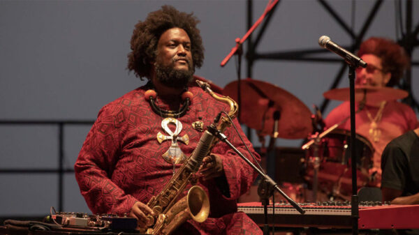 Kamasi Washington in concerto per Tener-a-mente Festival al Vittoriale di Gardone Riviera