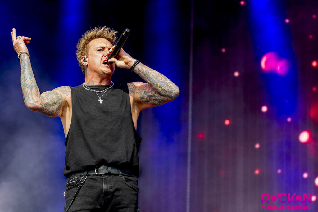 Papa Roach in concerto al Graspop Metal Meeting 2023 foto di Andrea Ripamonti