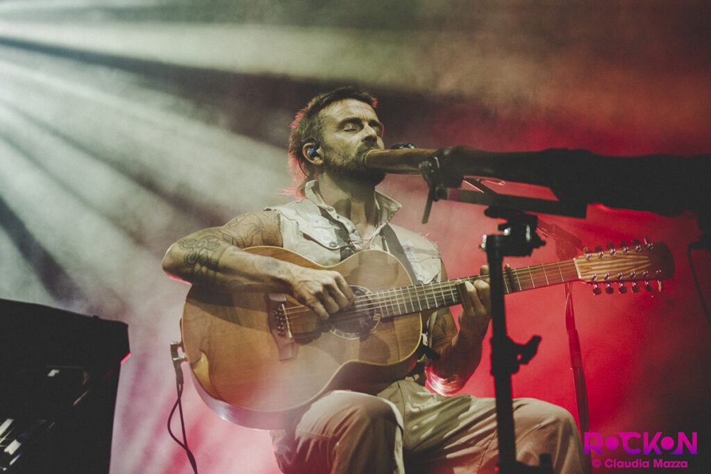 Xavier Rudd in concerto all'Alcatraz di Milano 2022, foto di Claudia Mazza