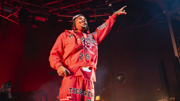 Artie 5ive in concerto al Fabrique di Milano