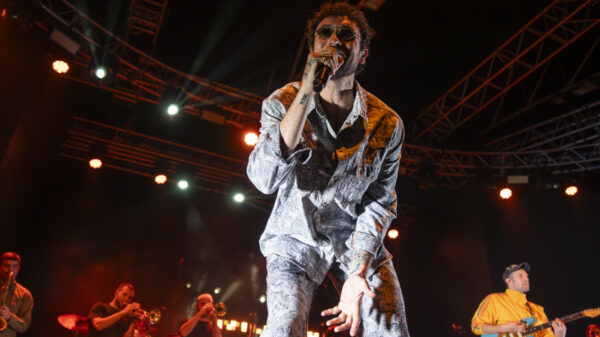 Carl Brave in concerto al Fabrique di Milano foto di Alessia Belotti per www.rockon.it