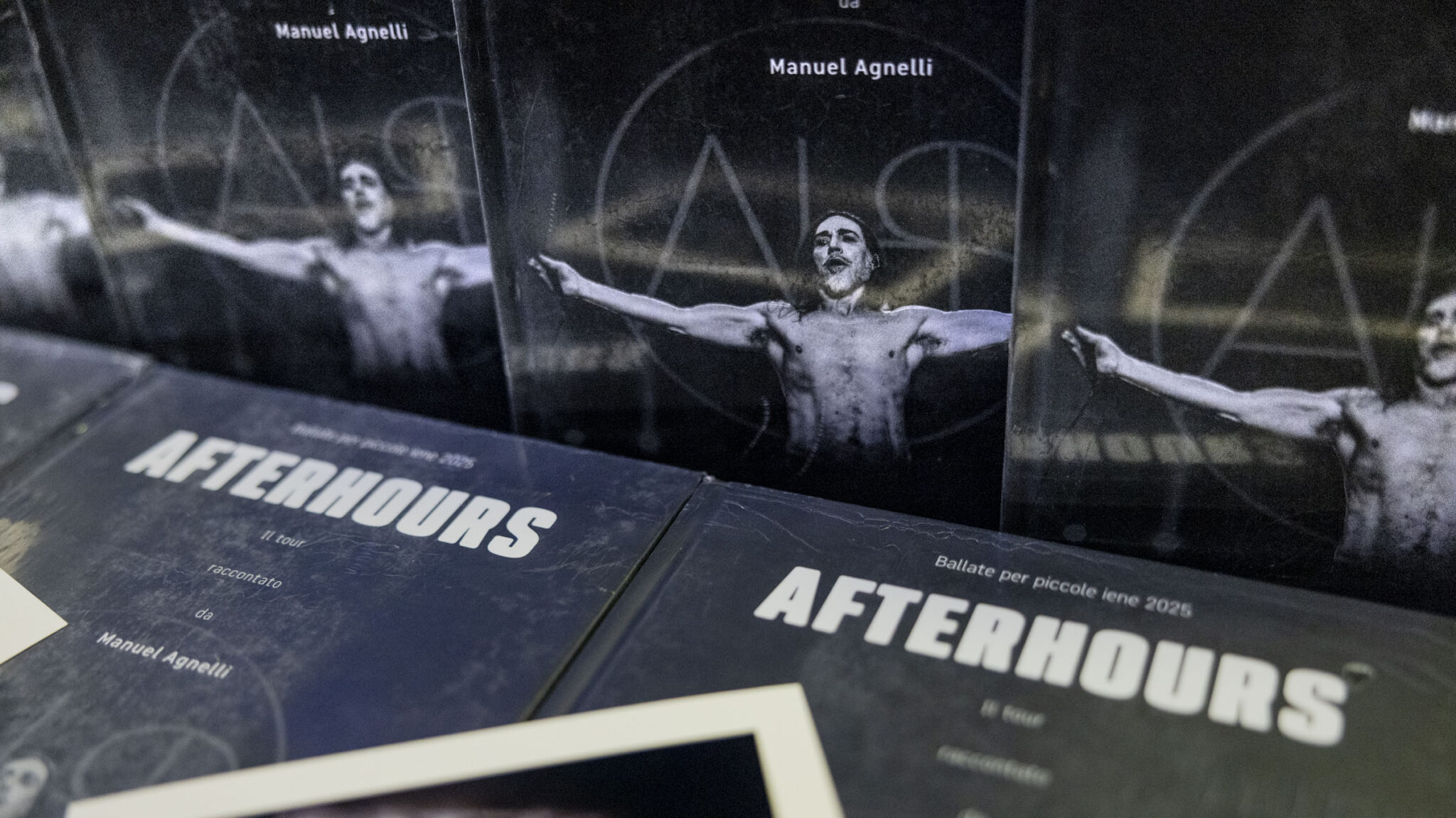 Afterhours – Ballate per piccole iene: il libro fotografico raccontato da Manuel Agnelli presso Germi - Luogo di contaminazione a Milano foto di Andrea Ripamonti