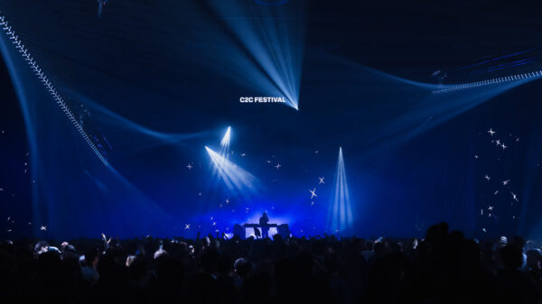 LINGOTTO MAIN STAGE © LLum collettivo