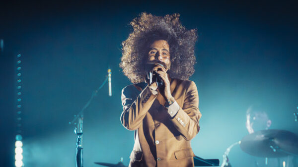 Gio Evan a Palermo: quando la musica diventa incontro