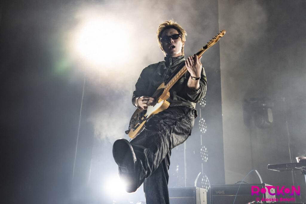 Wave to Earth in concerto al Fabrique di Milano