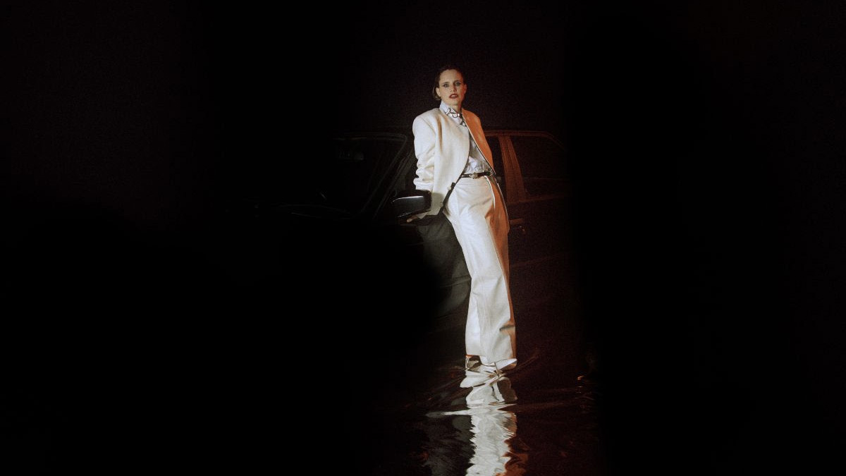 Anna Calvi | Photo Credit: Scarlett Carlos Clark