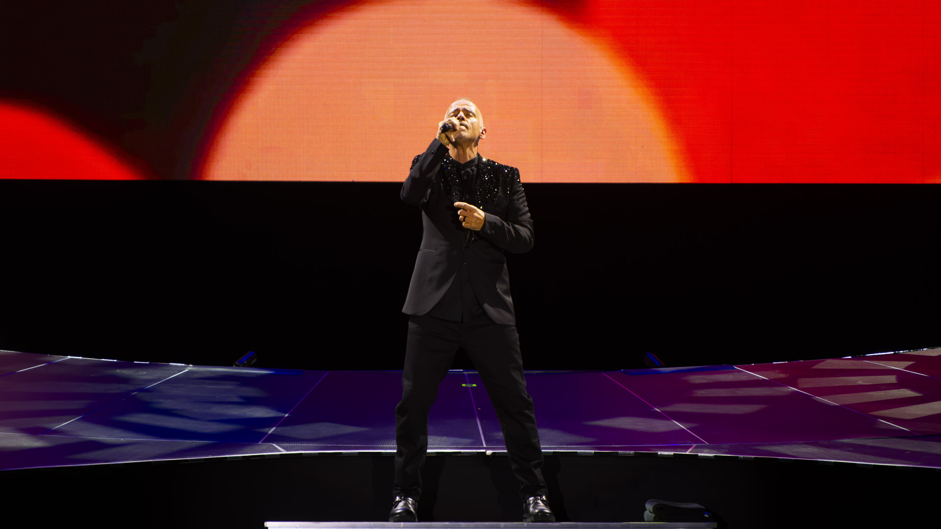 Eros Ramazzotti in concerto alla Uber Arena di Berlino foto Marzo 2026