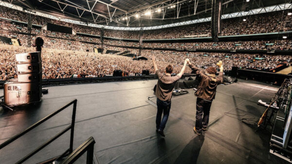 OASIS - [Photo Credit - Joshua Halling]